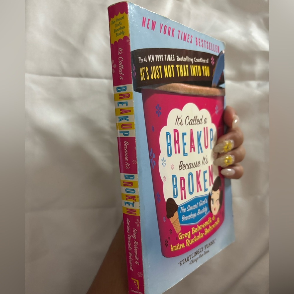 Books - Picture 2 of 5